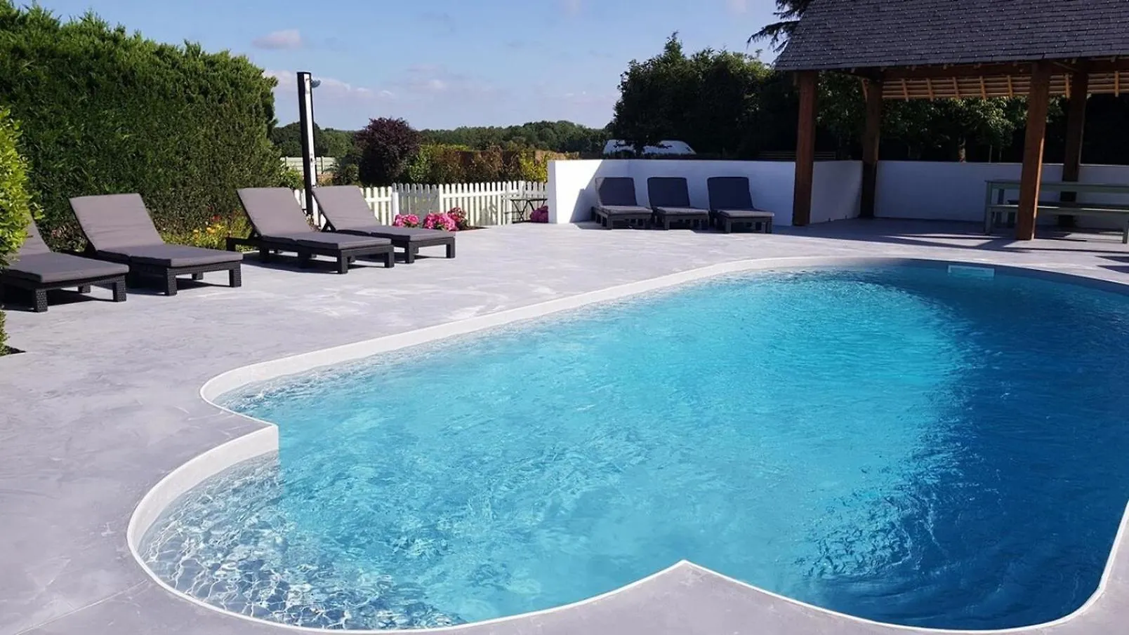 Holiday home Le Pigeonnier, The Farmhouse In The Grounds Saint-Helen